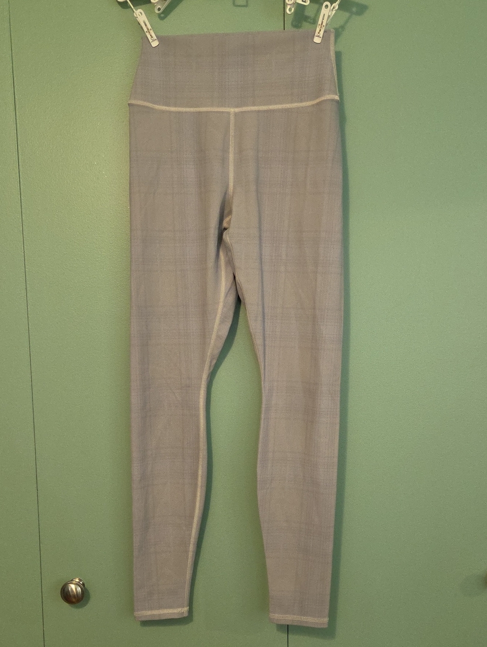 Alo Gray Plaid Leggings Size Medium